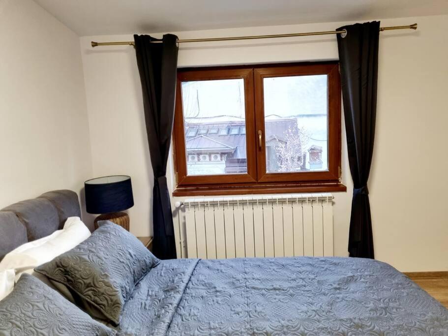 Cozy Apartment Near City Center Bucureşti Ngoại thất bức ảnh
